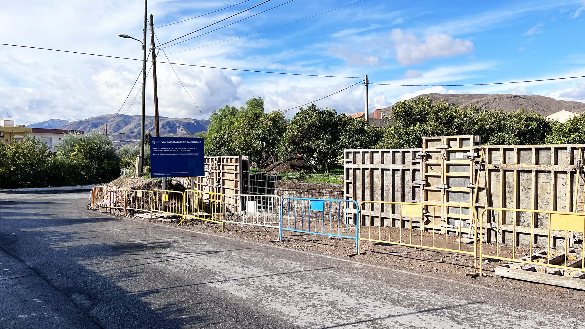 El Ayuntamiento de Berja ejecuta un nuevo tramo de la vía saludable de San Roque